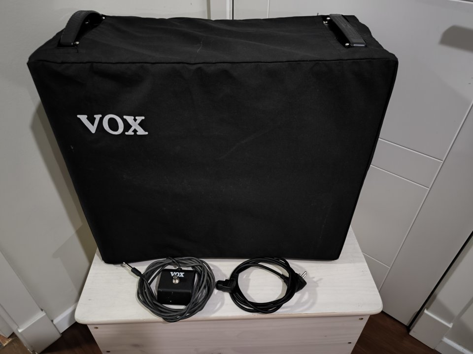 Amplificador de guitarra VOX TB35C1 (Tony Bruno). de segunda mano · Foto 6 de 6 · A Coruña · 750 €