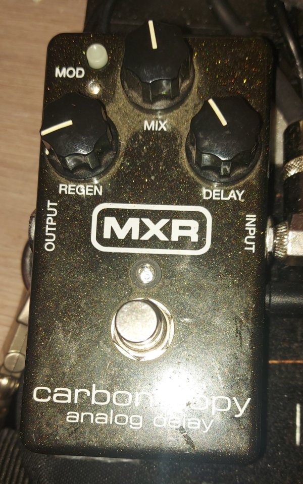 Vendo MXR Carbon copy Delay de segunda mano · Foto 1 de 4 · Granada · 105 €