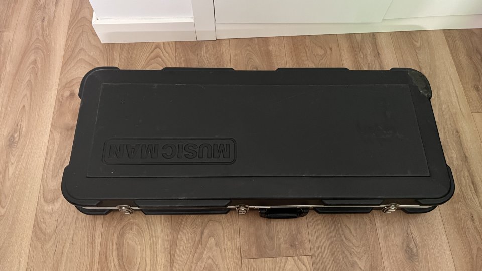 (o Cambio) Ernie Ball MusicMan JP6 Petrucci 2003 Piezo de segunda mano · Foto 6 de 10 · Málaga · 2390 €