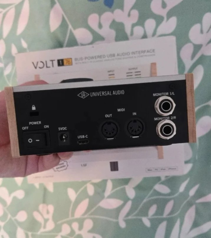 Interfaz de audio Universal Audio Volt176 de segunda mano · Foto 3 de 4 · Valencia · 115 €