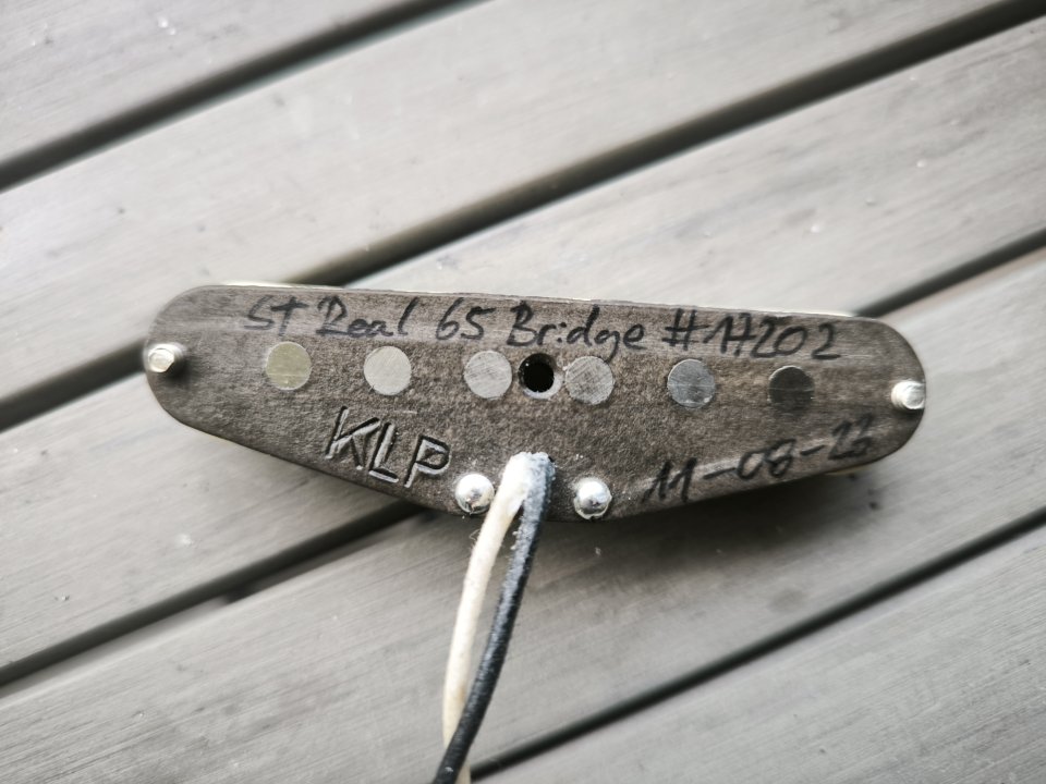 Kloppmann Real 65 Stratocaster puente de segunda mano · Foto 1 de 2 · Murcia · 80 €