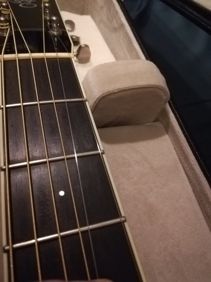 Acústica Santa Cruz OM Cedar Top. Acepto algunos cambios de segunda mano · Foto 4 de 10 · Valencia · 5500 €