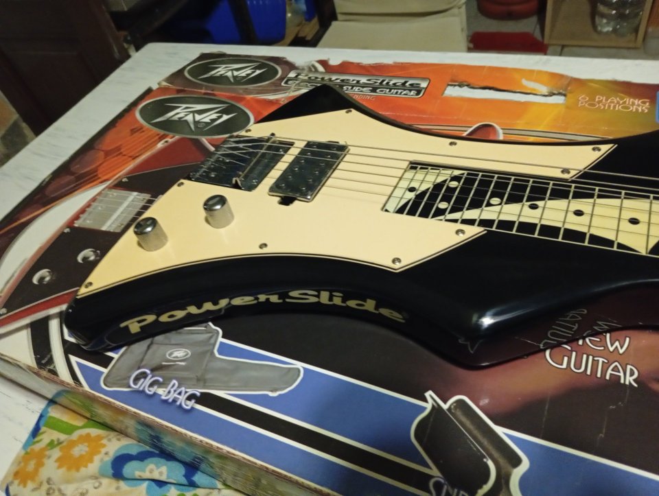 Peavey Powerslide de segunda mano · Foto 4 de 9 · Barcelona · 320 €