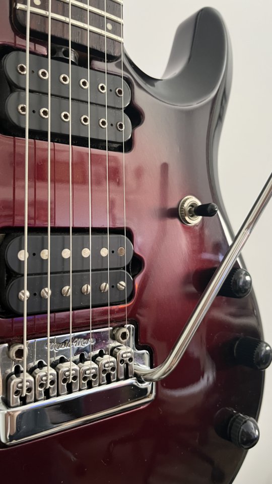 (o Cambio) Ernie Ball MusicMan JP6 Petrucci 2003 Piezo de segunda mano · Foto 9 de 10 · Málaga · 2390 €