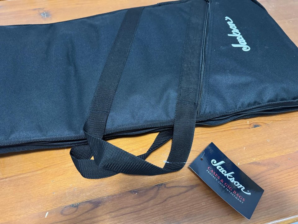 Jackson Gig Bag rectangular – Solo Venta, NO Cambios. de segunda mano · Foto 3 de 10 · Madrid · 10 €