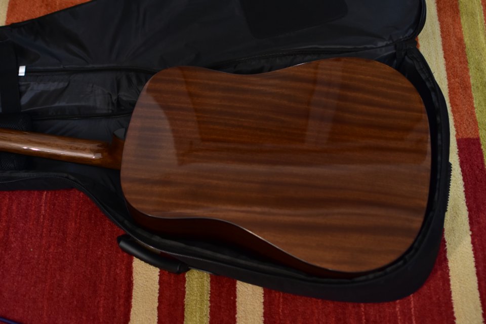 Fender acústica CD60 sunburst + funda