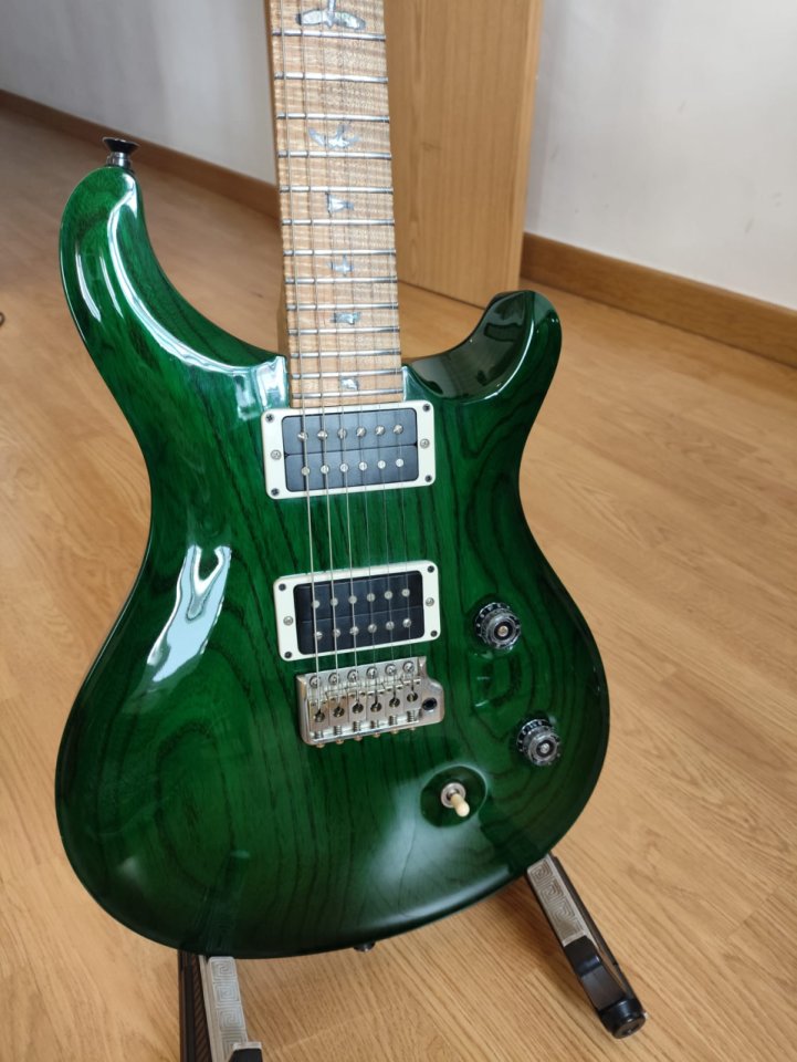 PRS Custom 24 Swamp Ash "Limited International Run" (Flame Maple Neck) de segunda mano · Foto 2 de 10 · Madrid · 3100 €