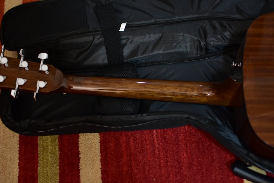 Fender acústica CD60 sunburst + funda