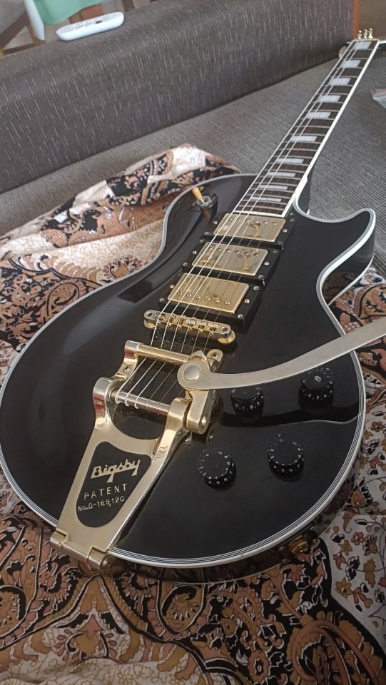 Tokai Les Paul Custom edición limitada