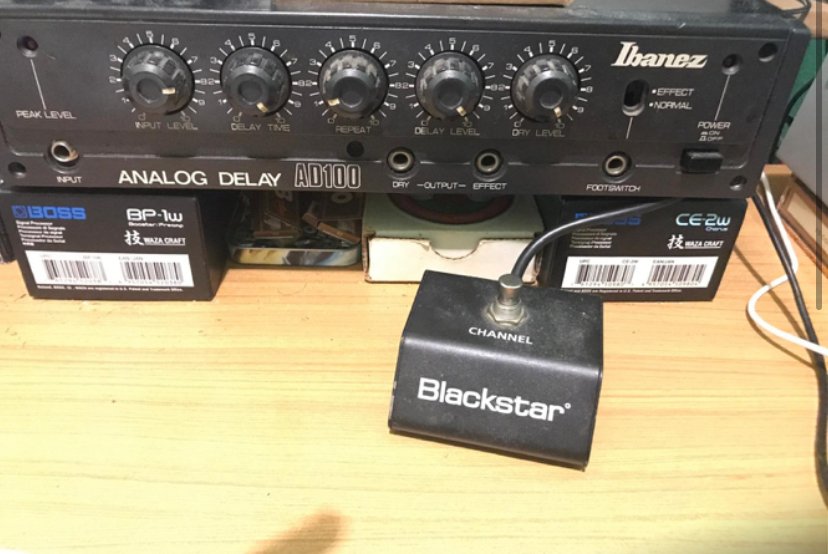 Ibánez analógico delay AD 100