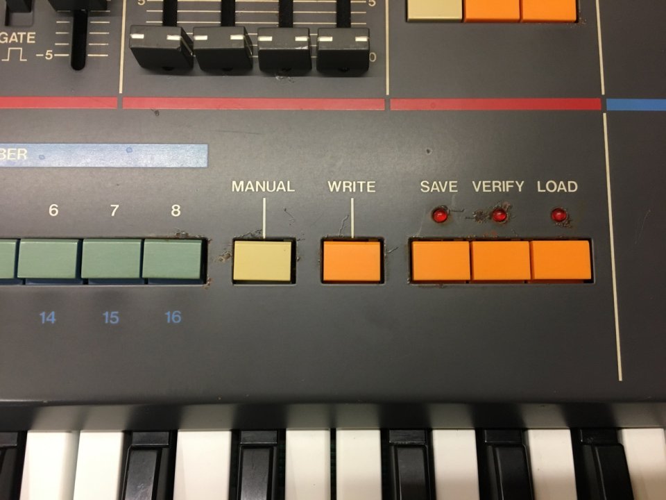 Roland Juno-106