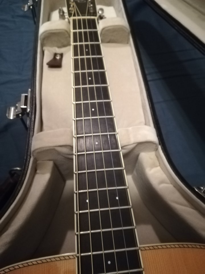 Acústica Santa Cruz OM Cedar Top. Acepto algunos cambios de segunda mano · Foto 9 de 10 · Valencia · 5500 €