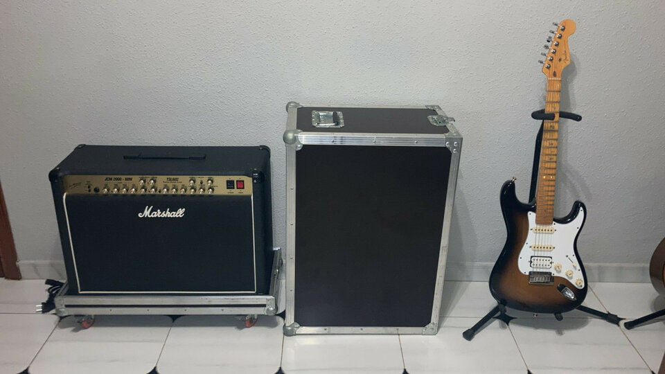 o Cambio Marshall JCM200 TSL 602 (V30 Inglés/G1275) + Flightcase