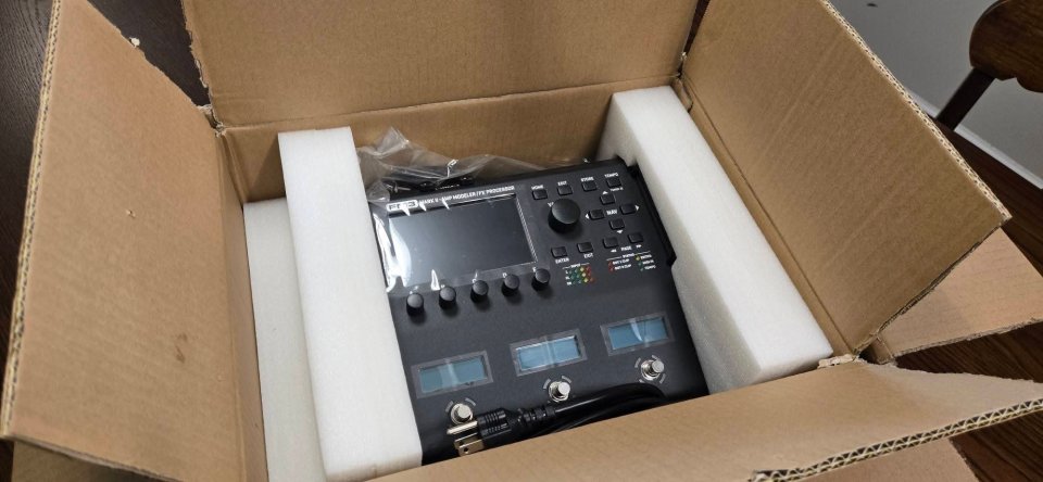 Fractal Audio FM3 Mark Il Turbo + Cab packs & IRs extra de segunda mano · Foto 3 de 3 · Madrid · 1050 €