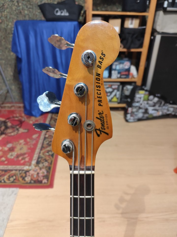Fender Precision Bass 79