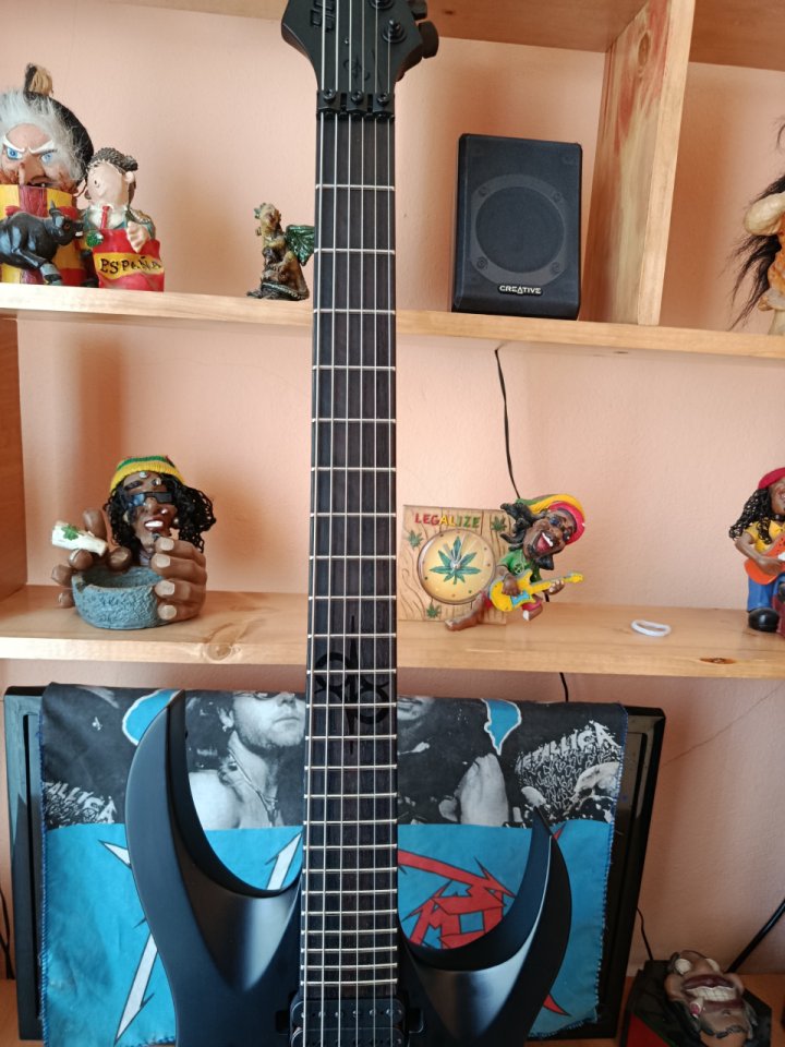 Solar Guitars A1.6FR SVART+(acepto cambios) de segunda mano · Foto 2 de 8 · Madrid · 800 €