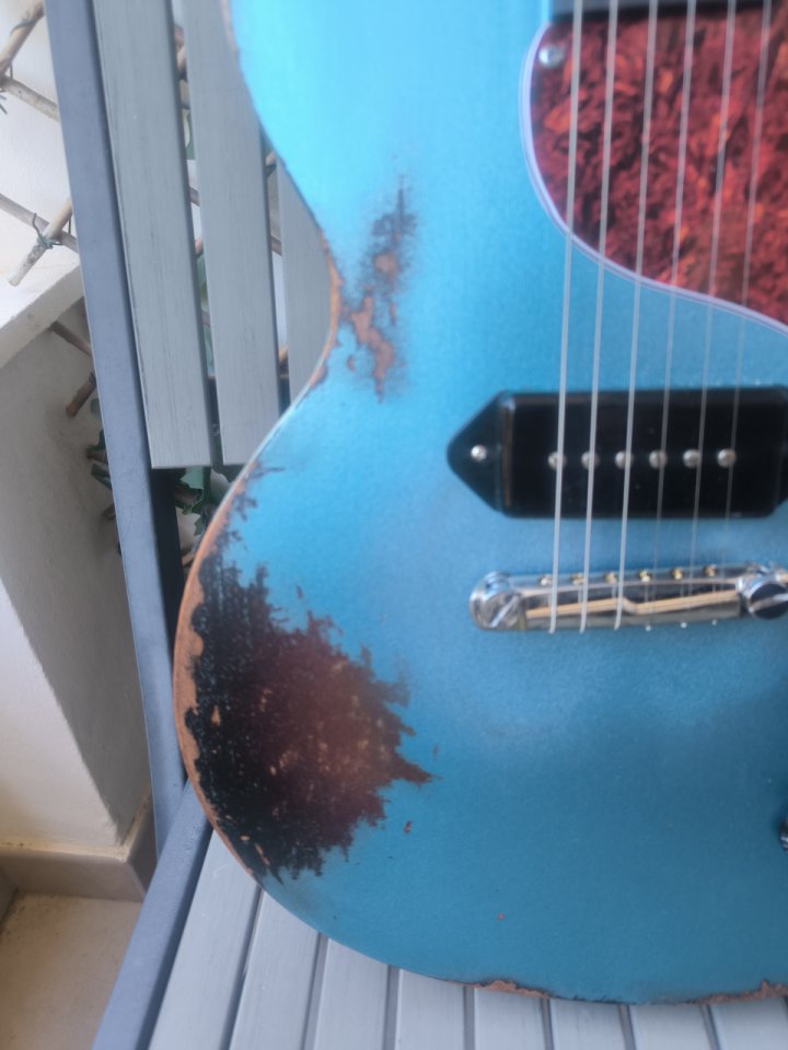 Les Paul Heavy relic Jr. + Kloppman 62 + Puente MCB Savvy + Electrónica... de segunda mano · Foto 2 de 8 · Murcia · 399 €