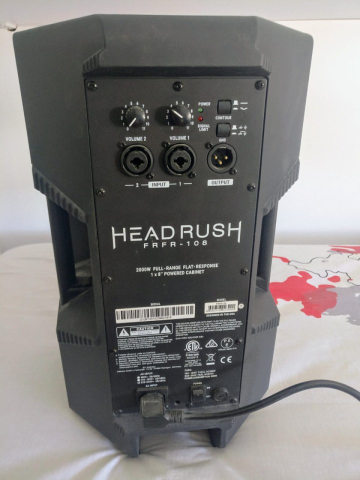 Headrush FRFR 108 MKII de segunda mano · Foto 3 de 6 · Madrid · 200 €