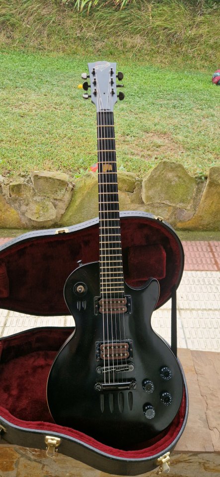 Gibson Les Paul Menace
