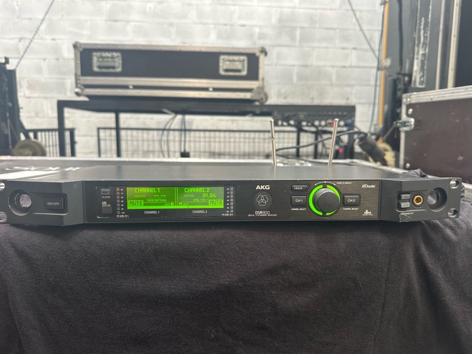 Akg Dsr 800 micro inalámbrico de segunda mano · Foto 3 de 5 · Cantabria · 1000 €