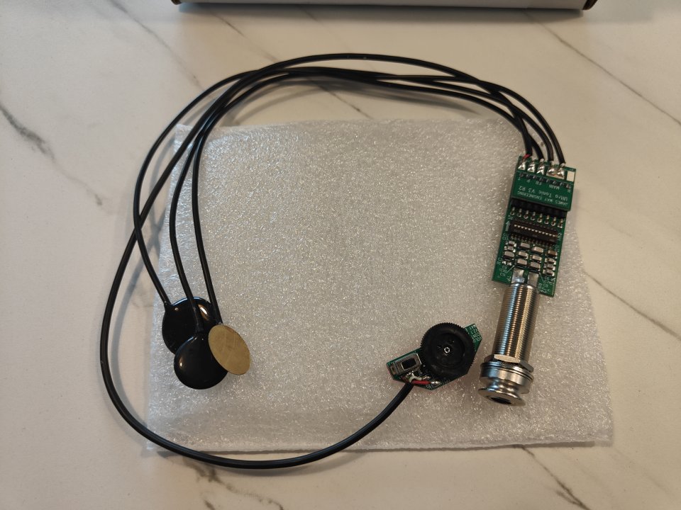 Ultra Tonic Pickup V3.2 CL (James May Engineering)