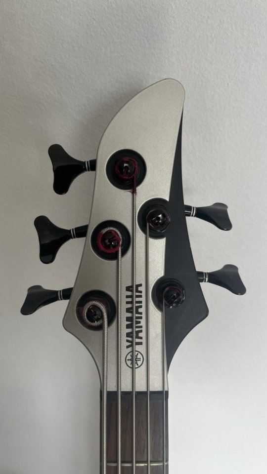 Bajo Yamaha RBX375 5 cuerdas - Activo - Impecable