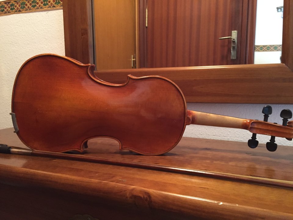 Violin modelo Stradivarius de segunda mano · Foto 2 de 9 · Murcia · 2000 €