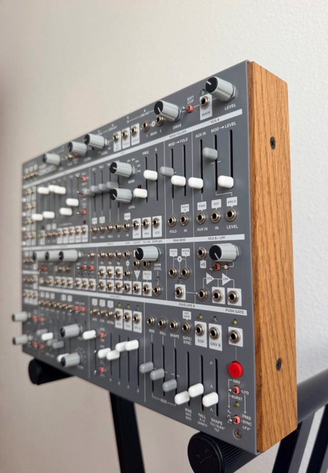 Intellijel Cascadia de segunda mano · Foto 5 de 7 · Alicante · 1599 €