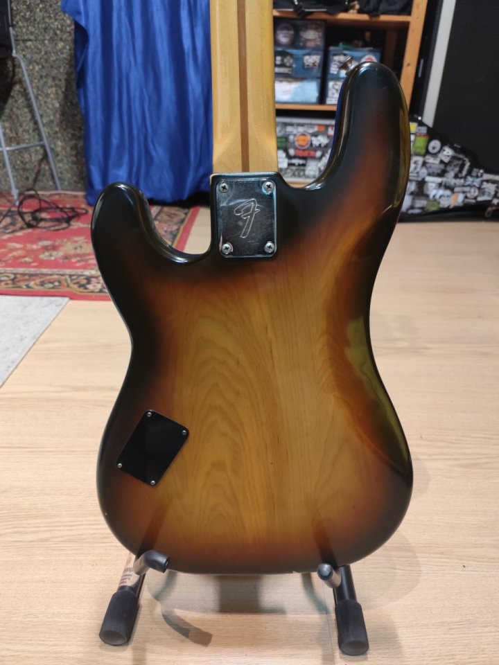 Fender Precision Bass 79
