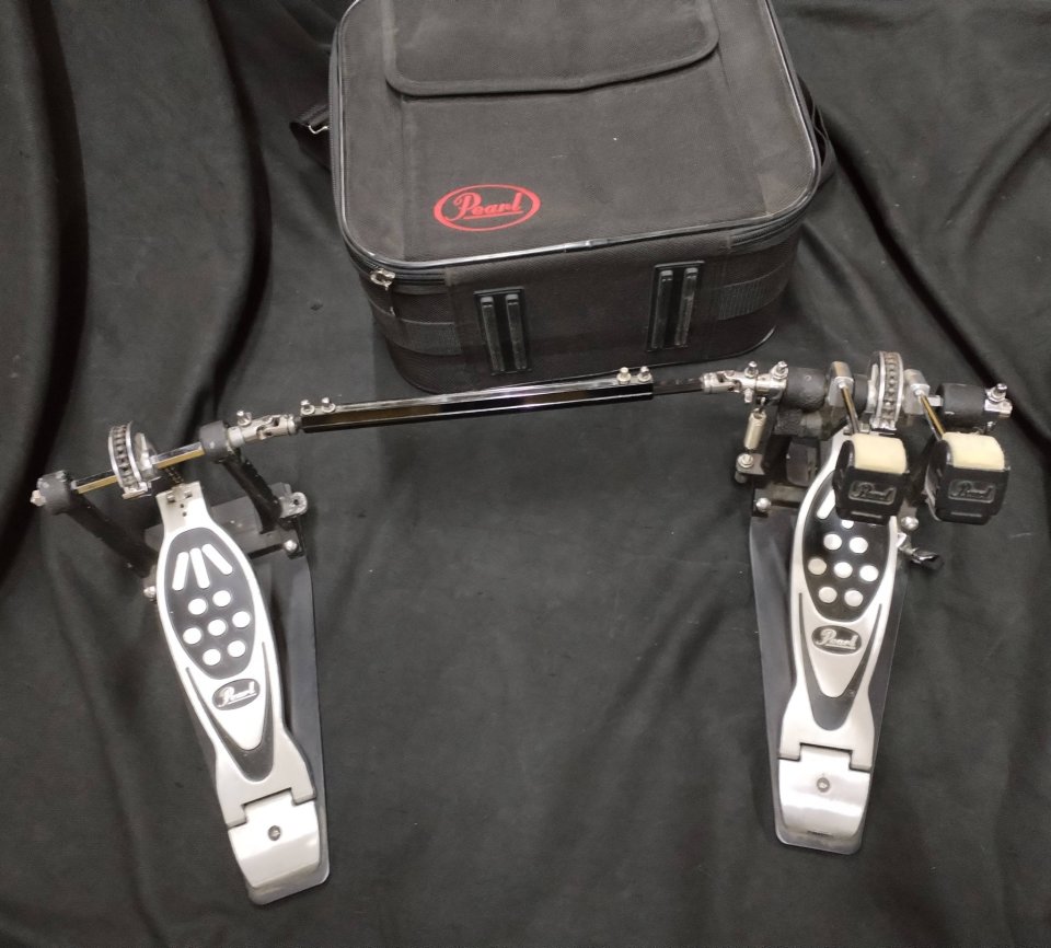 Doble pedal bombo PEARL - P122