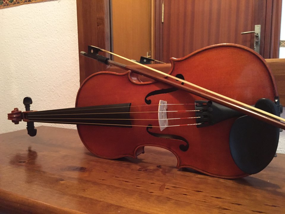 Violin modelo Stradivarius de segunda mano · Foto 3 de 9 · Murcia · 2000 €