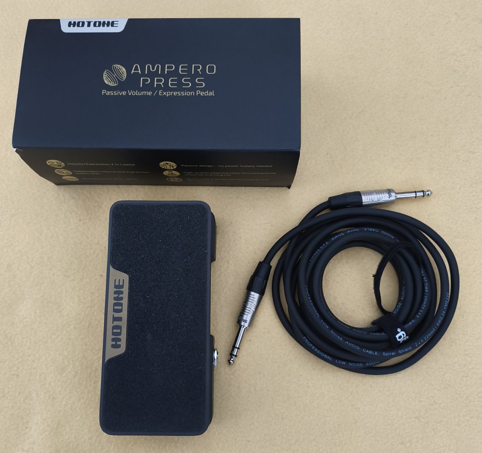NANO CORTEX y PEDAL de segunda mano · Foto 5 de 7 · Asturias · 500 €
