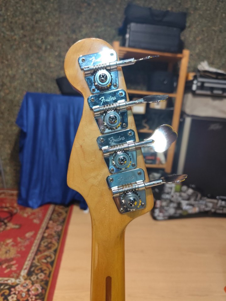 Fender Precision Bass 79