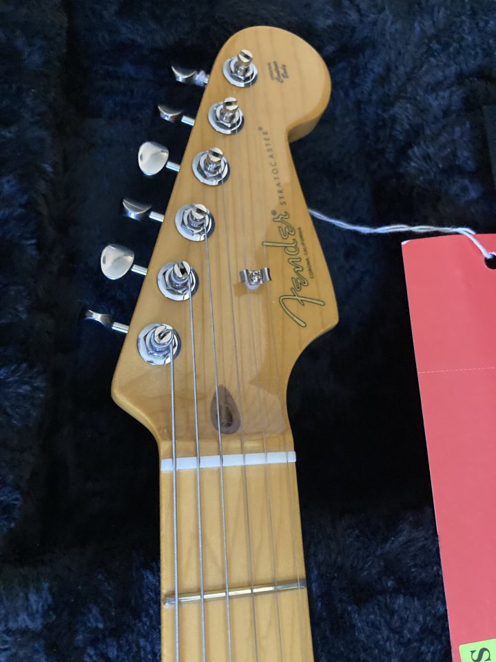 Fender American Pro Classic de segunda mano · Foto 8 de 10 · Valencia · 1250 €
