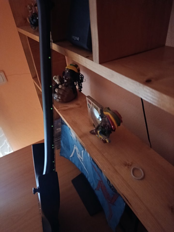 Solar Guitars A1.6FR SVART+(acepto cambios) de segunda mano · Foto 5 de 8 · Madrid · 800 €