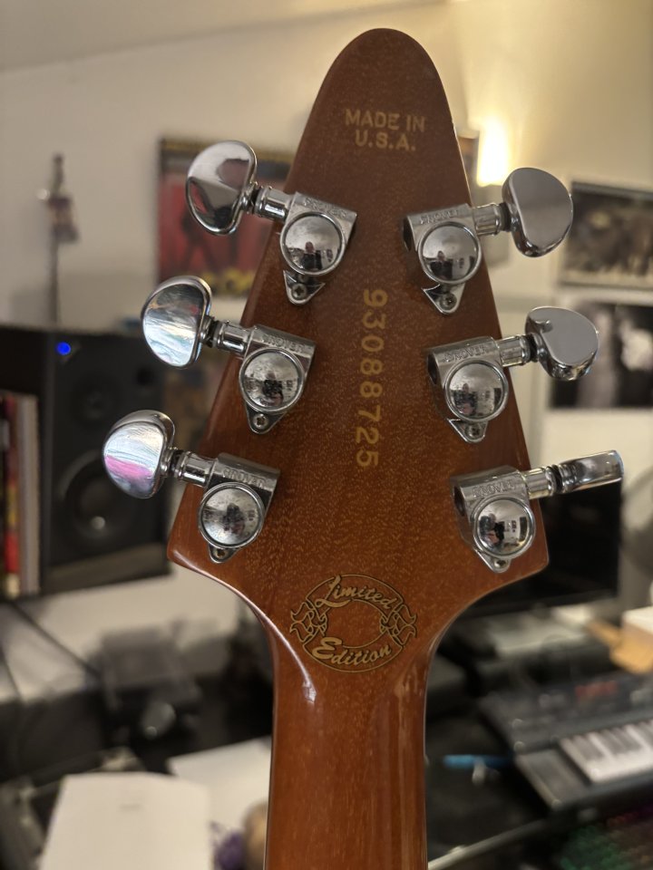 Gibson Flying 98' 50 Aniversary.