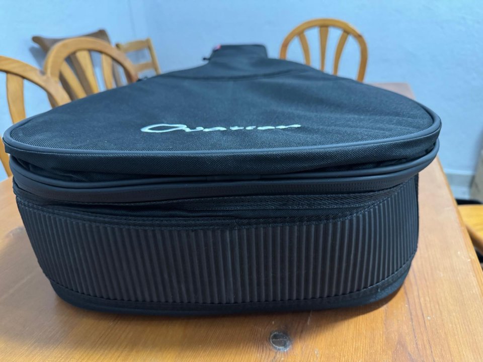 Ovation Gig Bag Roundback DB/MDB NUEVA A ESTRENAR – Solo Venta, NO Cambios. de segunda mano · Foto 5 de 8 · Madrid · 45 €