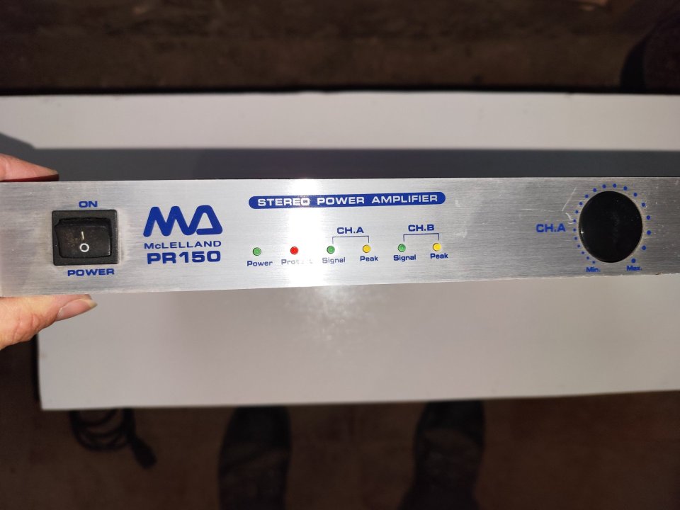 Etapa de potencia McLelland PR150