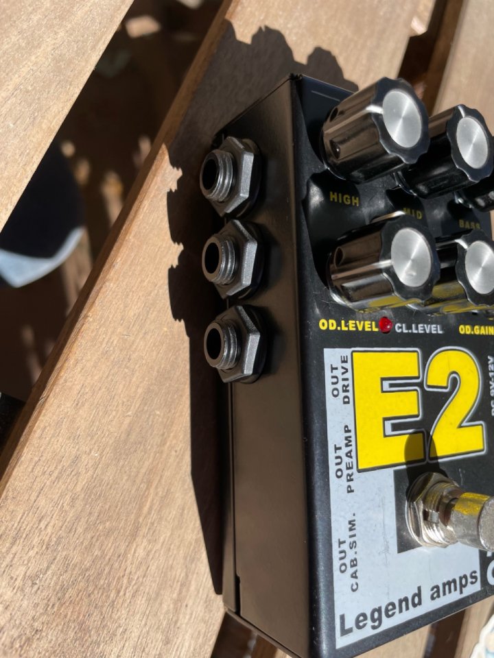 Amt Electronics E2 (preamp tipo Engl)