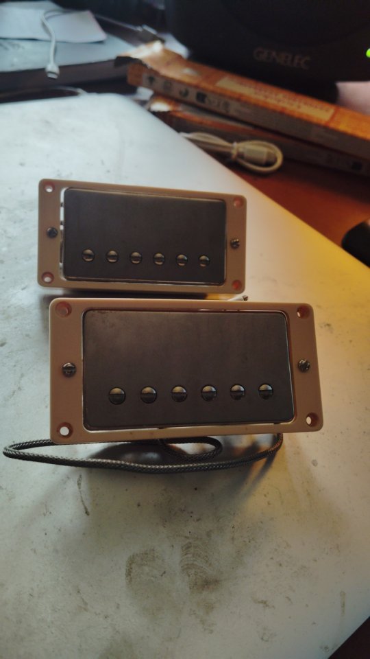 Set Pastillas TOKAI MKII P.A.F.Vintage de segunda mano · Foto 1 de 2 · Barcelona · 95 €