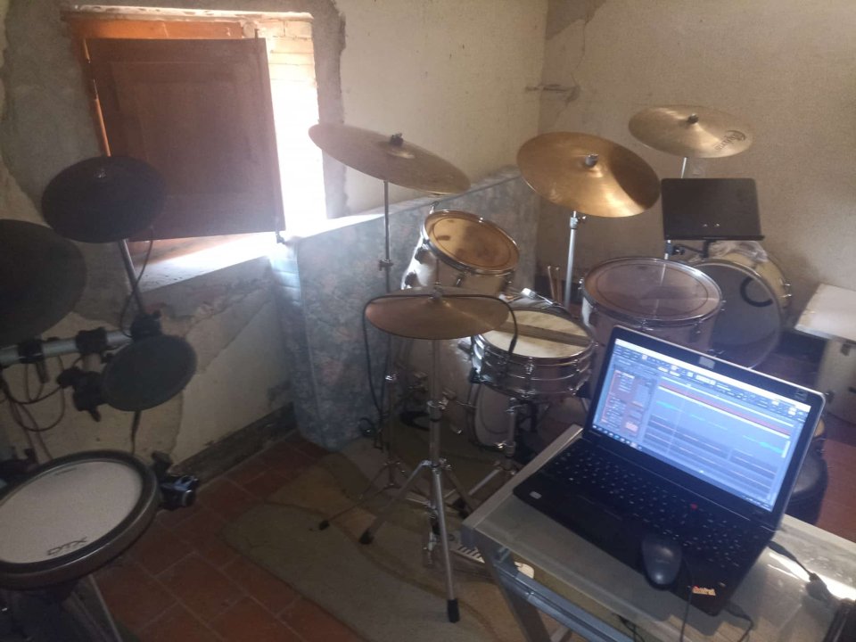 Portàtil LENOVO THINKPAD EDGE 15¨ GAMErs intel i5, 8gb RAM , SSD 480gb