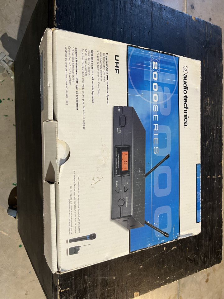 Sistema inalámbrico Audio technica de segunda mano · Foto 1 de 8 · Murcia · 200 €