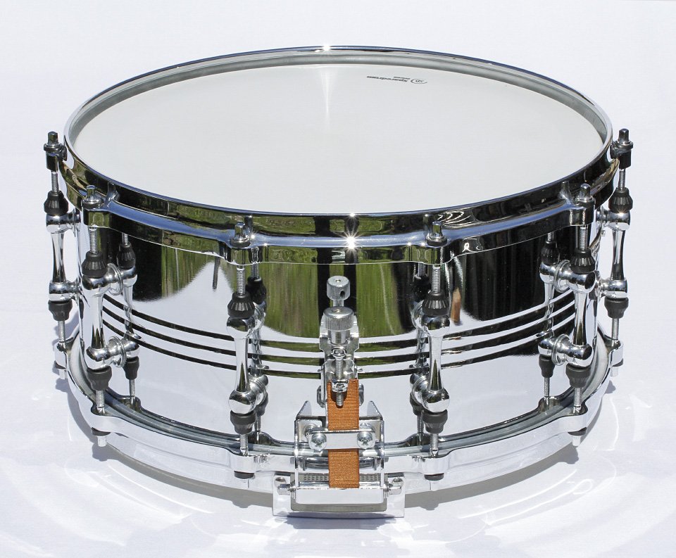Caja Tier Muc Drums made in Germany 14"x6,5" aros die cast Pearl MasterCast de segunda mano · Foto 7 de 10 · Segovia · 320 €