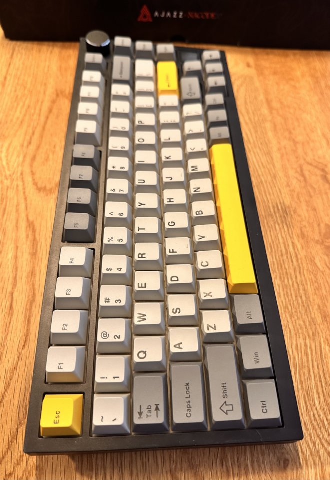 AJAZZ AK820 PRO de segunda mano · Foto 4 de 6 · Madrid · 38 €