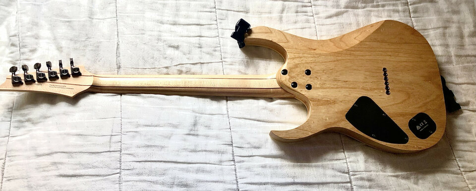 Ibanez Premium RG721MFMA