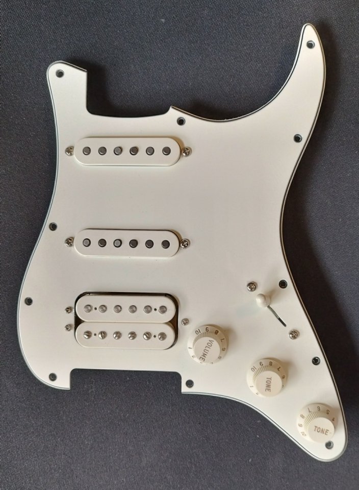 Fender golpeador cargado de segunda mano · Foto 1 de 4 · Bizkaia · 130 €