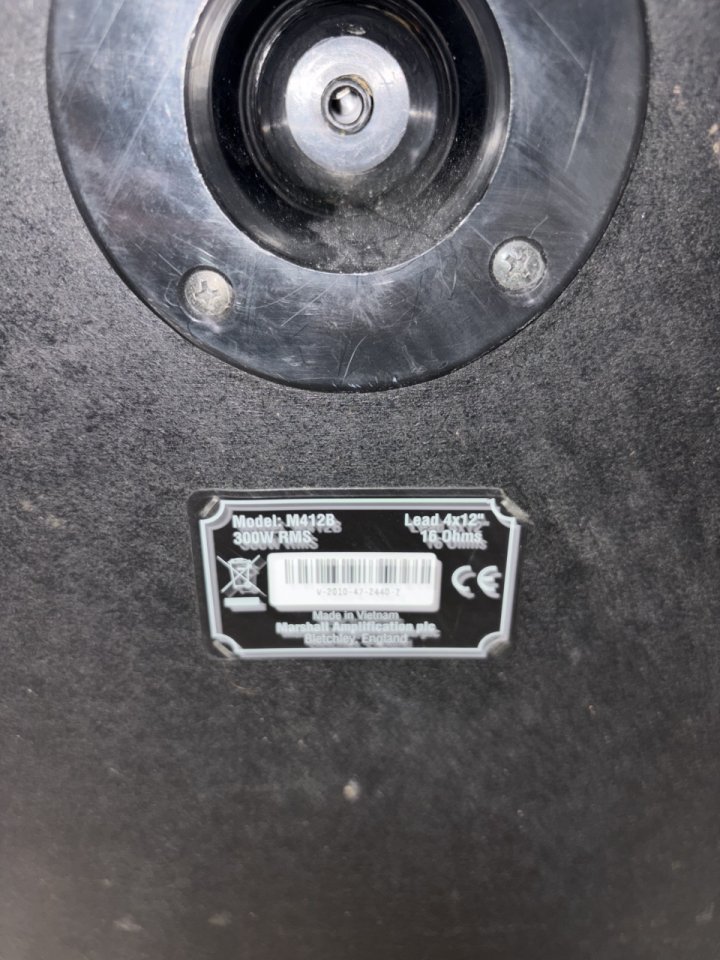 Pantalla Marshall M412B de segunda mano · Foto 3 de 6 · Toledo · 220 €