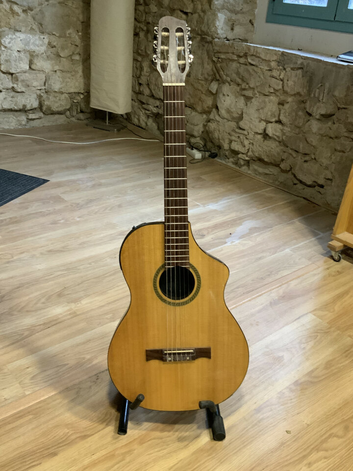 2 guitarras line6 acoustic variax 700 i line6 acoustic variax 300