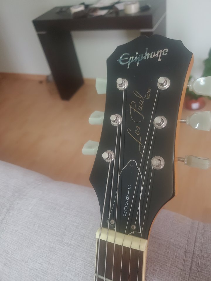 Epiphone Les Paul.