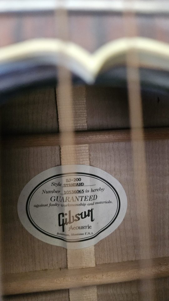 Gibson SJ-200 del 2016